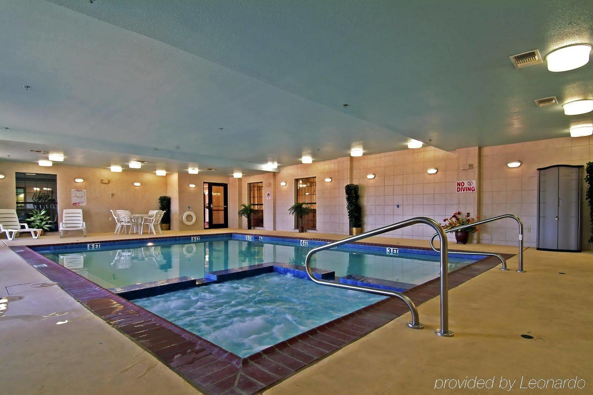 Best Western Plus Red River Inn Clarendon Instalações foto